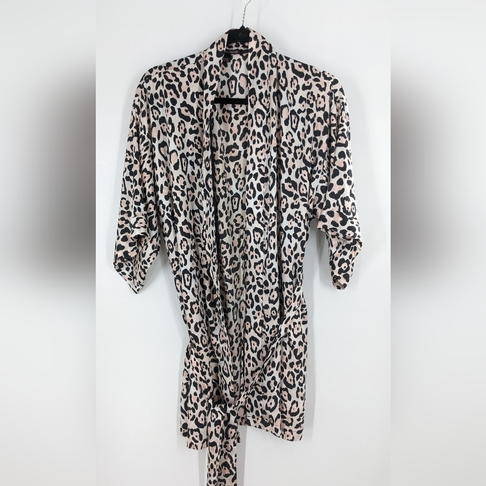 VICTORIA SECRET SILK Animal Print PINK BLACK WHITE ROBE Size S/M